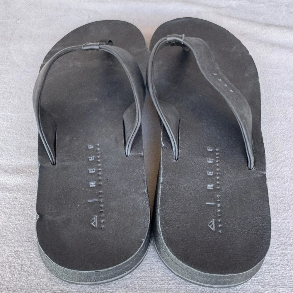 Size M8/W10 - Reef Ojai Classic‎ Flip Flop Sandal CJ6247 Black